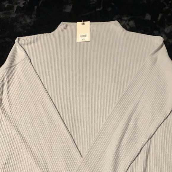 Lucky Brand Oversized Gray Thin Sweater, NWT’s - Picture 2 of 9